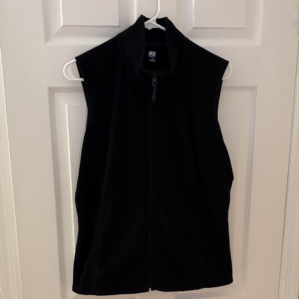 SB Active USA Black Fleece Vest